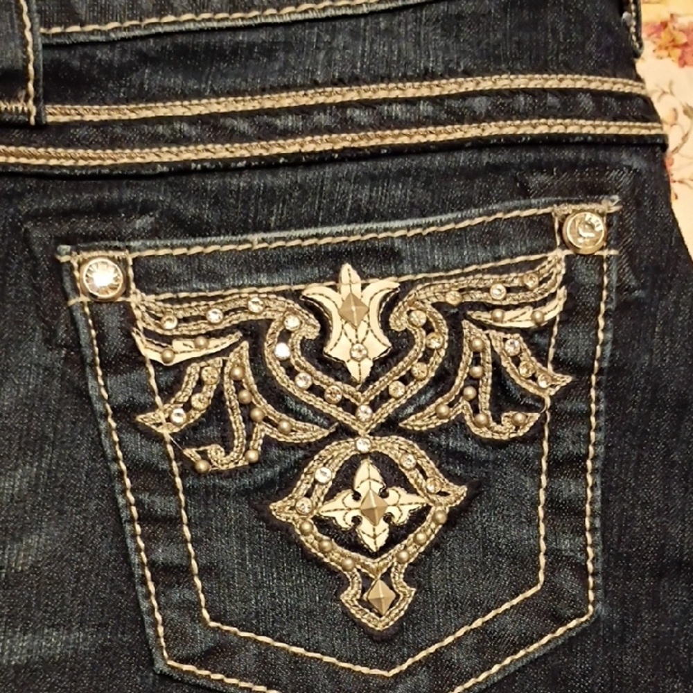 Miss Me Crystal Embellished Dark Blue Jeans Sz 26 Like Brand New!